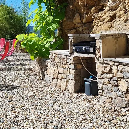 Maison Confortable Avec Piscine A