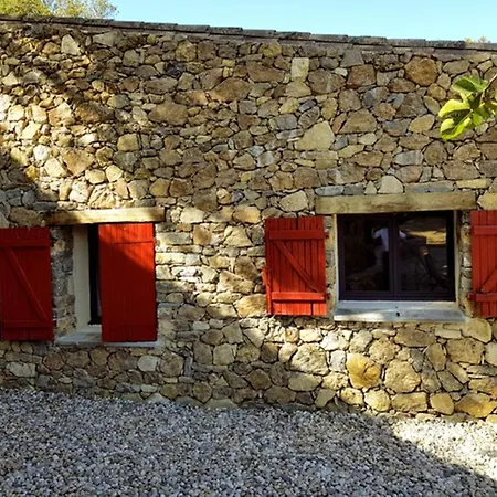 Prázdninový dům Maison Confortable Avec Piscine A *