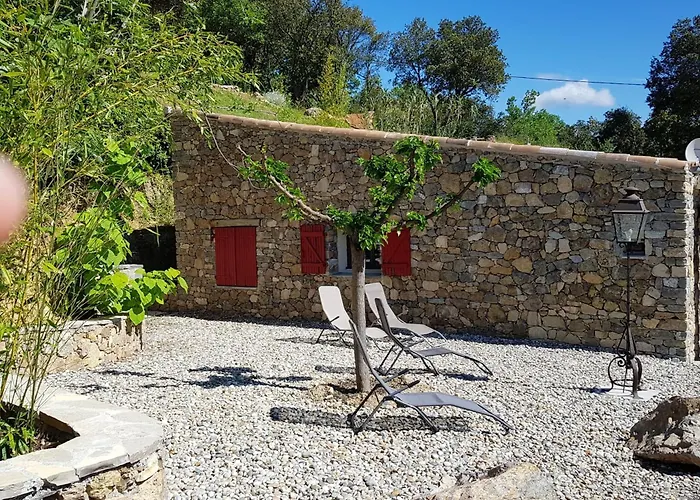 Maison Confortable Avec Piscine A Nyaraló Saint-Julien-de-la-Nef